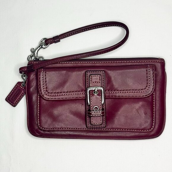 COACH Vintage Hampton Silver Buckle Currant Leather Large Skinny Wristlet - Picture 1 of 12